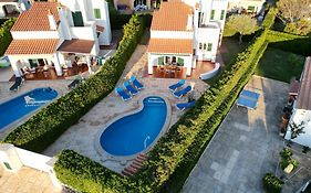 Menorcan Villa, Seaviews, Private Pool & Lush Yard